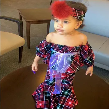 通販 ファッション 3 個幼児ガールクリスマス衣装セットスノーフレークオフプリントショルダー長袖チェック柄トップ + フレアパンツ + ヘッドバンドセット