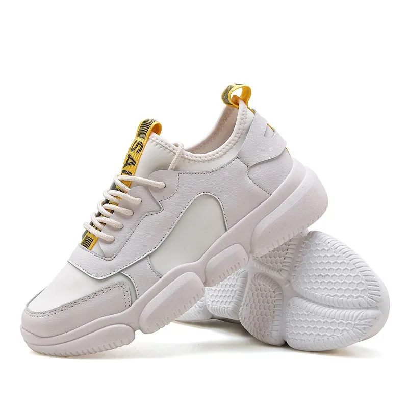 

2019 New Wild Breathable Leather Sneakers Men Running Shoes Lightweight Outdoor Walking Sport Shoes Soft Sole Men Zapatillas