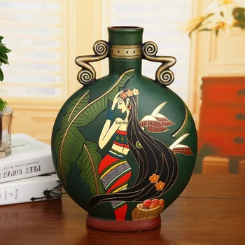 

Living room wine cabinet decoration wedding gift atmosphere, practical TV cabinet painted pottery home decoration accessories