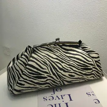 

2019 New South Korean Stripe Cloud Clip Bag Single Large Capacity Shoulder Messenger Bag Female Zebra Pattern Clutch For Women
