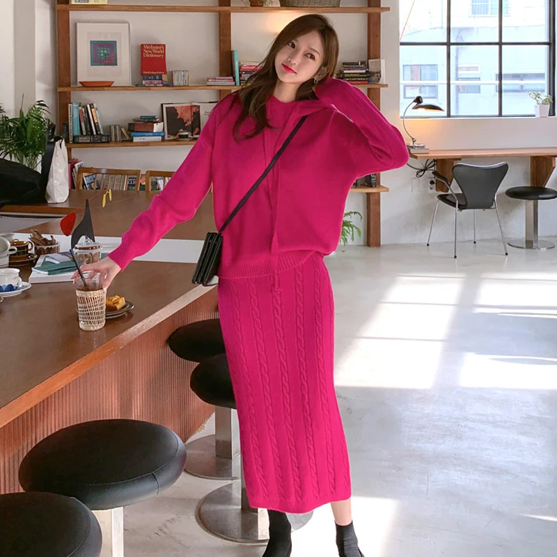 

Fashion Women Knit Two Piece Set New 2019 Winter Hooded Rose Red Knitted Warm Sweater Tracksuits + Long Bodycon Split Skirts Set