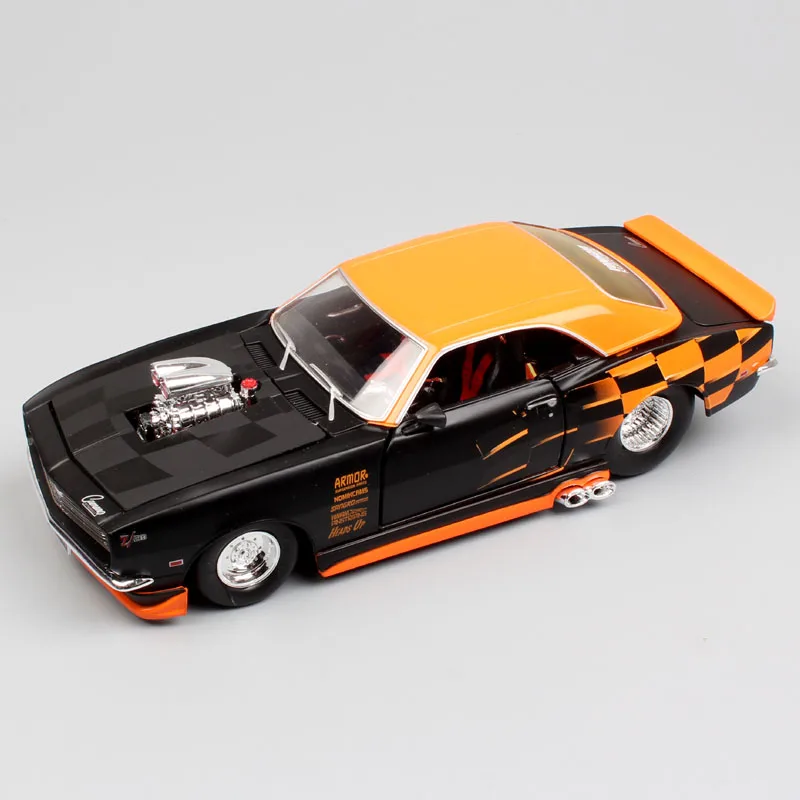 Детские 1/24 масштаб maisto классический 1968 Chevrolet Camaro Z28 под заказ литье под давлением авто тюнинг Модель автомобиля игрушки chevy автомобили колле... Детские 1/24 масштаб maisto классический 1968 Chevrolet Camaro Z28 под заказ литье под давлением авто тюнинг Модель автомобиля игрушки chevy автомобили колле...