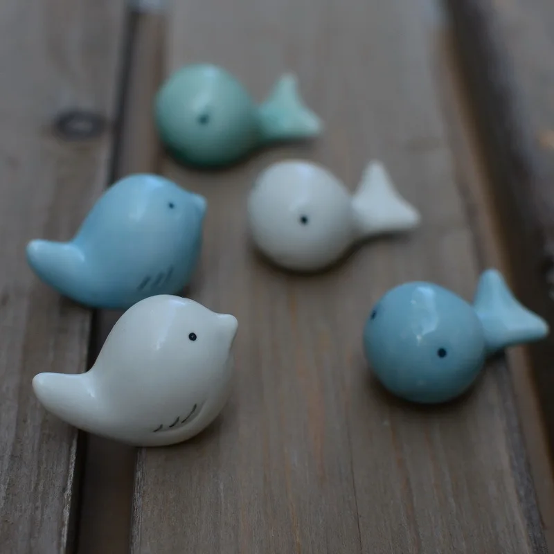 

1 Pc Cute Bird Ceramic Decorative Chopsticks Holder Rack Spoon Fork Rest Kitchen Tableware New Arrival