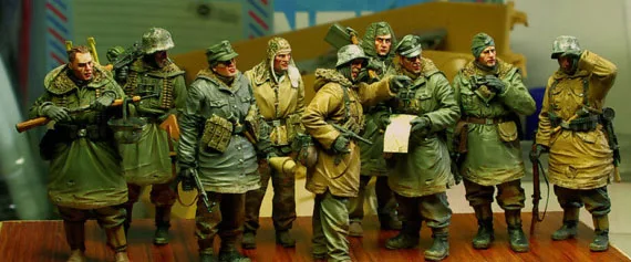 1/35 солдат(9 фигурок) полимерная фигура Строительный набор