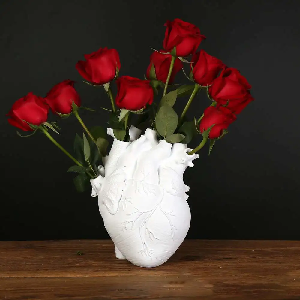 Lovely Romantic Flower Vase Heart Shape Home Office Decoration Porcelain Vase 