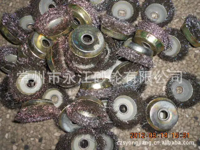 Проволочные катушки для чаши из нержавеющей стали BW125* 16 угловые шлифмашины с отверстиями 0,3 шелковая щетка для масштабирования из нержавеющей стали оптом