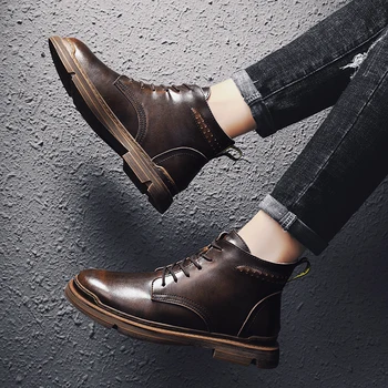 Spring Autumn Men's Leather Thick Bottom Round Head Lace Up Middle Tube Tooling Boots Comfortable Non Slip Casual Leather Boots