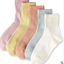 5 шт., милые теплые женские носки ярких цветов, зимние хлопковые Дышащие Мягкие гибкие теплые зимние носки до щиколотки для девочек