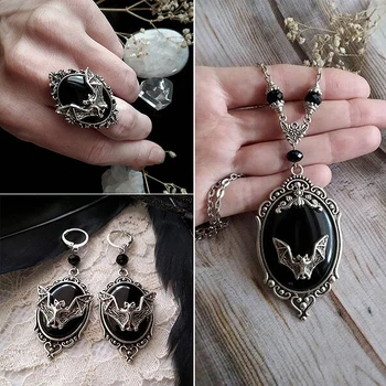 

Gothic Vampire Bat Ring Vintage Black Stone Witch Adjustable Rings Earrings Pendant Victorian Pagan Jewelry Set Halloween Z4P543