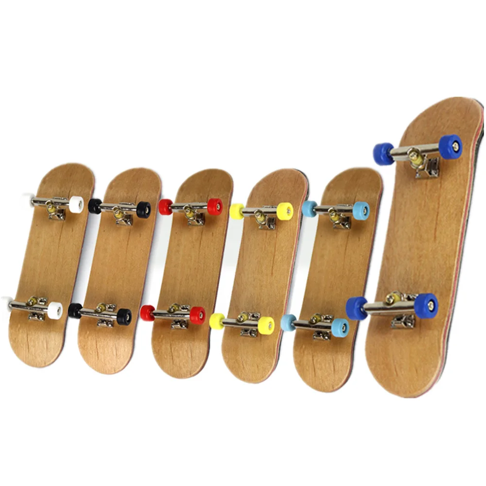 

1 Set Wooden Fingerboard Skateboard with Box Children Deck Sport Game Gift Maple Novelty Finger Toy for Adults Kids 6 Colors