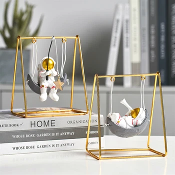 

Creative Astronaut Miniature Model Desktop Decoration Ornaments Astronaut figurines for interior Home Decoration Accessories