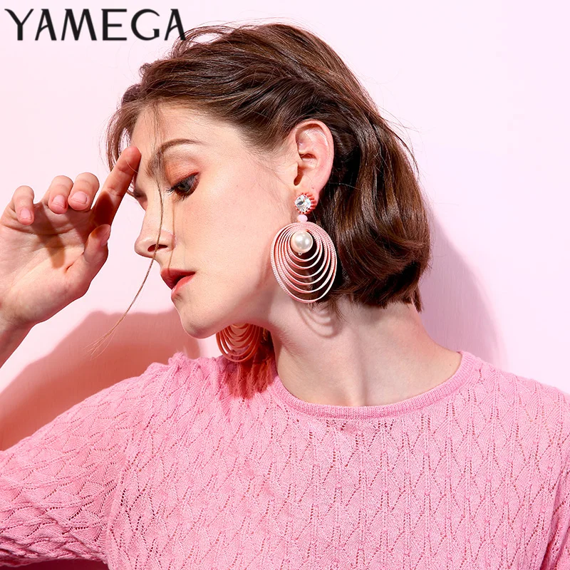 

YAMEGA Fashion Red Chinese Knot Hook Earrings Statement Crystal Designer Earrings For Women Boho Jewelry GIfts New Arrival 2019