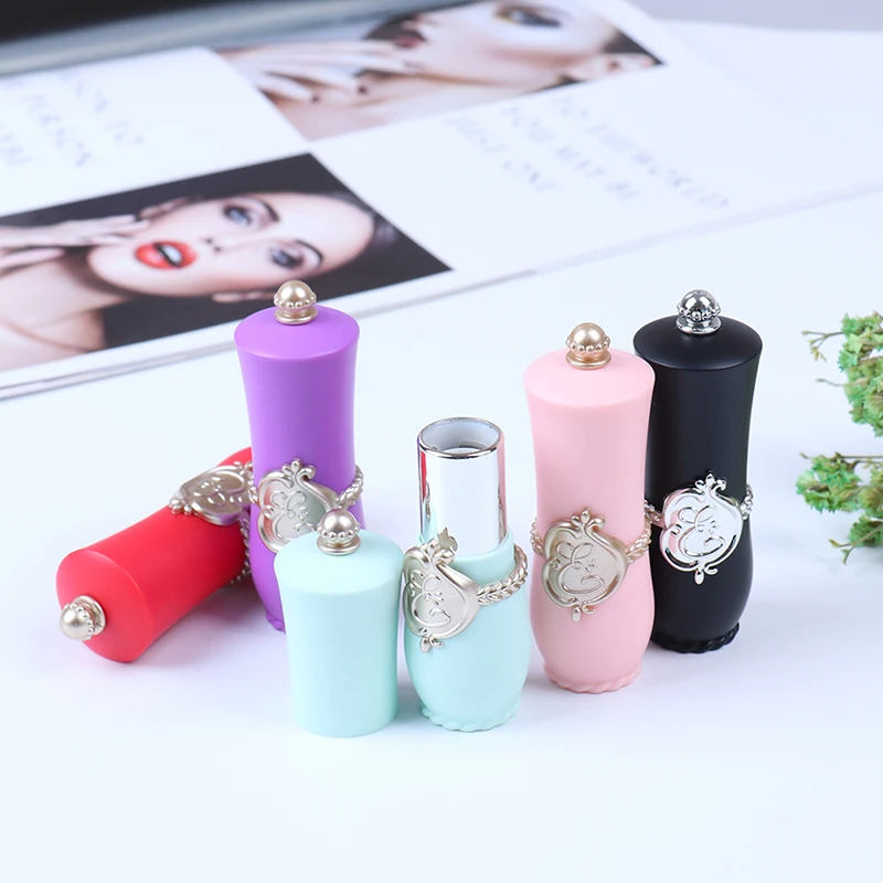 NEW 1pcs Empty Lipstick Tube Palace Style DIY Lip Balm Stick Refillable Bottle Container Makeup Tools Accessories Women Beauty