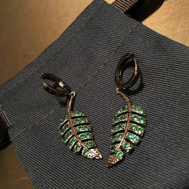

Queen Lotus High Quality New Leaf Earrings For Women Drop Earrings AAA Zircon Black Gun Plated pendientes mujer moda 2019