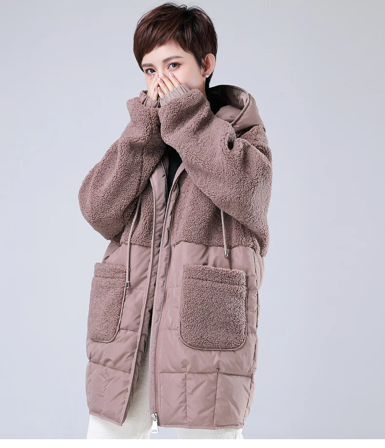 Женское длинное хлопковое зимнее пальто с капюшоном для мамы, новинка, хлопковая Свободная куртка большого размера, женская зимняя бархатная парка из овечьей шерсти 4XL
