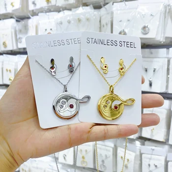 

Trendy Heart Pendant Necklace Street Style Metal Long Chain Clavicle Necklaces for Women Fashion Neck Jewelry Wholesale Ins