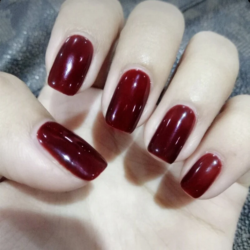 24Pcs Elegant Wine Red Christmas New Year Fake Nails Press On Nail Artificial Nail Tips With Glue Sticker Faux Ongles Unhas Gift