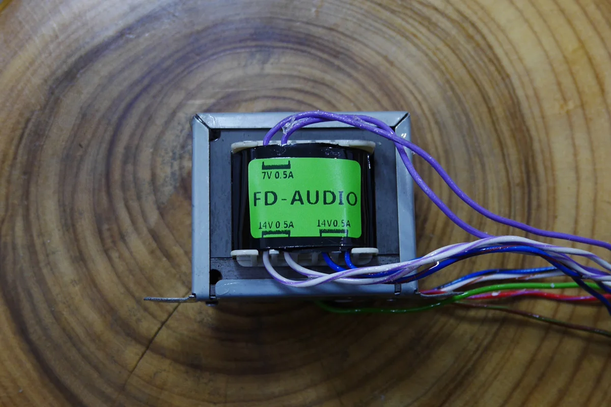 

Brand new high quality EI transformer for AD1865 TDA1387 TDA1541A