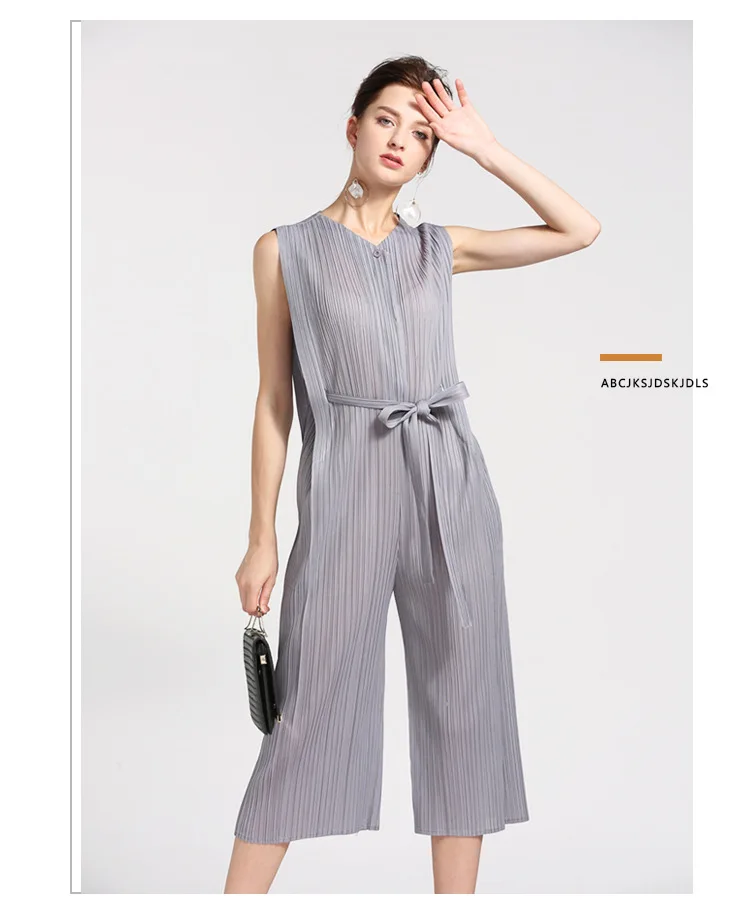 Miyake Pleated 2021 Summer High Waist Sleeveless Causal Jumpsuit French Style Elegant Women Designer Clothing 2211