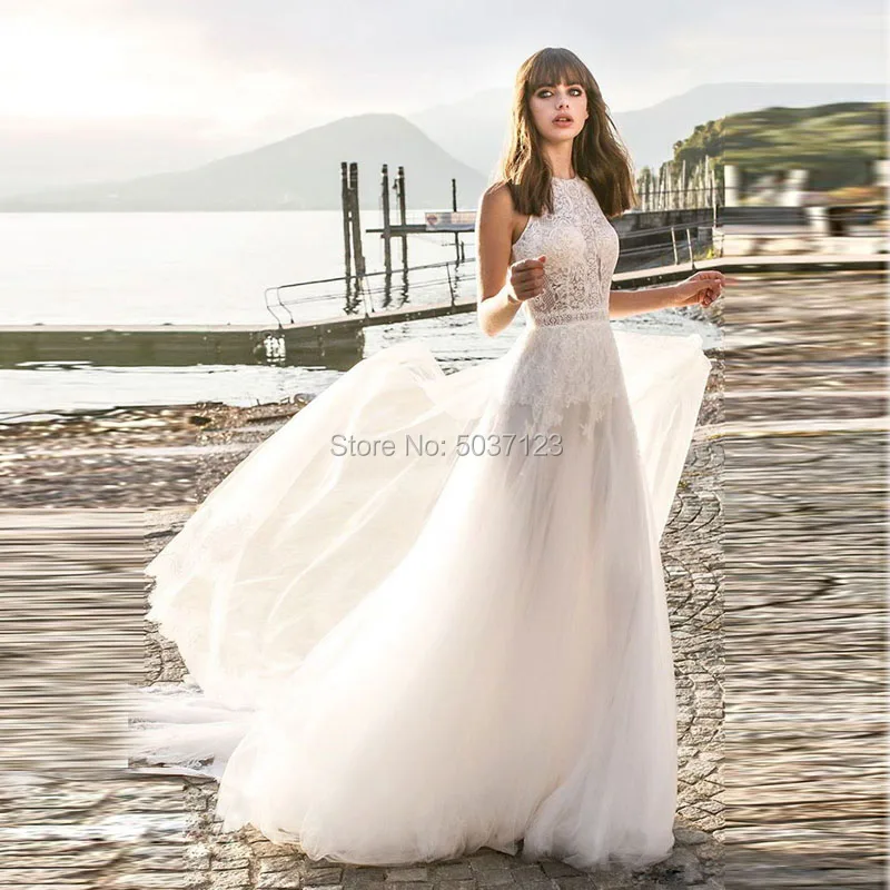 

Beach Tulle A Line Wedding Dresses Halter Sleeveless Vestido De Noiva Lace Appliques Open Back Bridal Gown Court Train