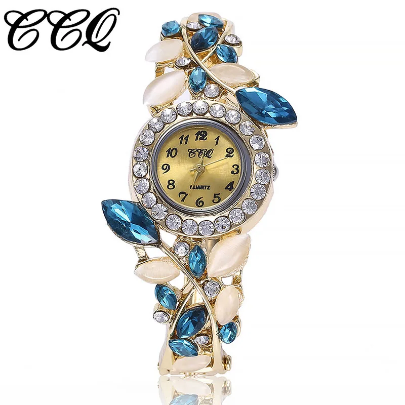 Creative New Retro Bracelet Watch Fashion Diamond Flower Ladies Fashion Casual Watch 