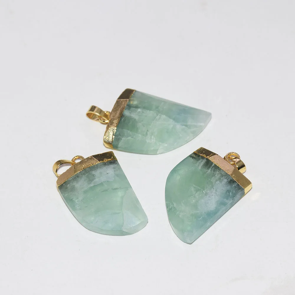 

Natural Fluorite Moon Pendant homme 2019 New Green God Cap Face Jewelry knife crystal Quartz healing pendant for men accessories