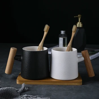 

3pcs Wooden Handle Ceramic Mouth Cup Couple Set with Wooden Tray Home Hotel Bathroom Toilet Cup Bathroom Decoration Accessories