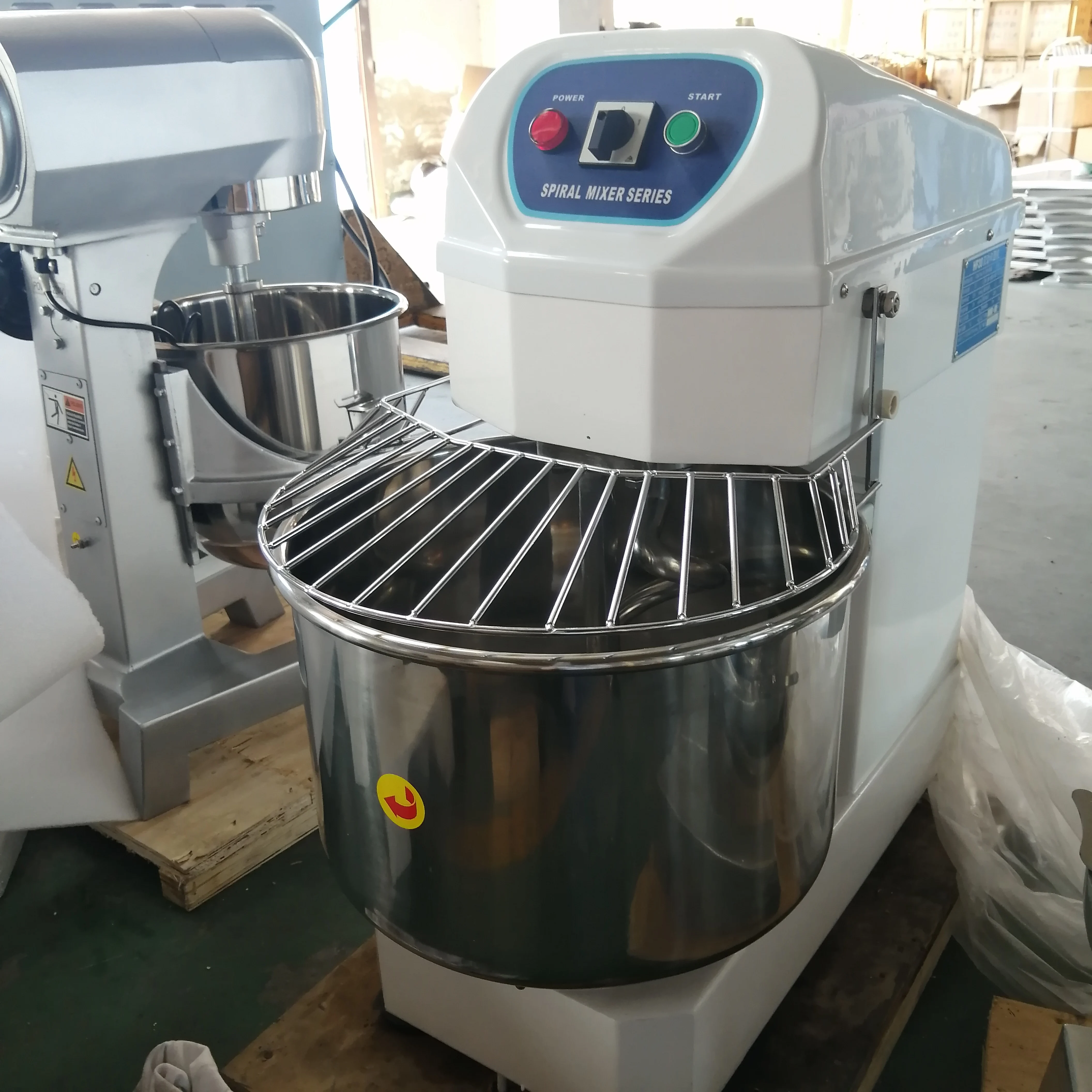 Description Picture 2 of itemBig Capacity 100L 130L 200L Spiral 2 Speed Dough Mixer Flour Beater Blender Machine