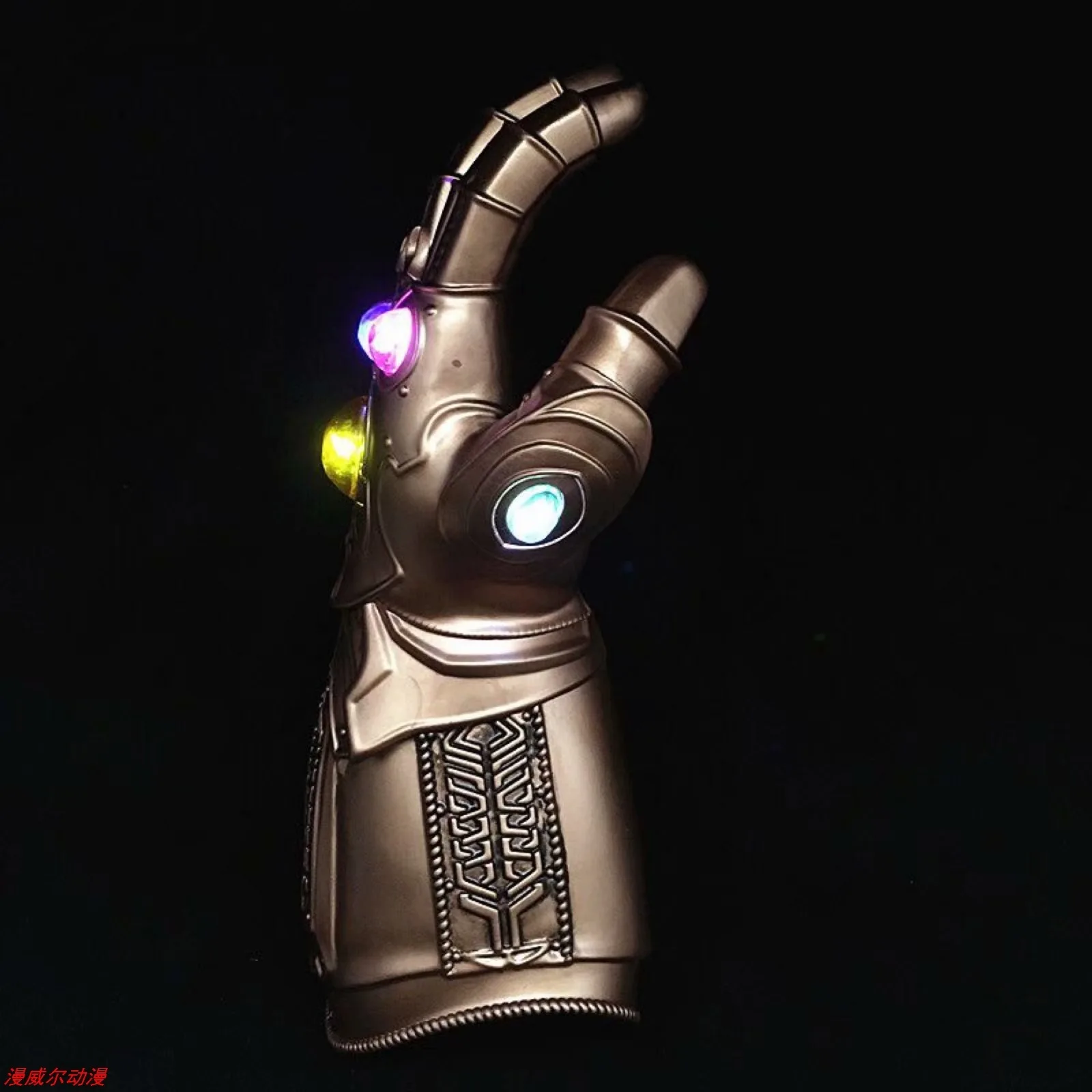 

-Wearing Props Gloves Infinite War Avengers 3 Gemstone Luminescent Thanos 1: 1 Gloves Cosplay Garage Kit