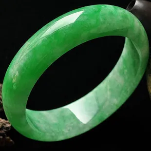 

Special counter genuine Burmese jade jade bracelet full of emerald green green green ice seed special