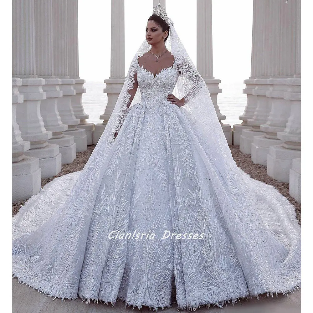 Luxurious Crystal Diamond Dubai Ball Gown Wedding Dress Off The
