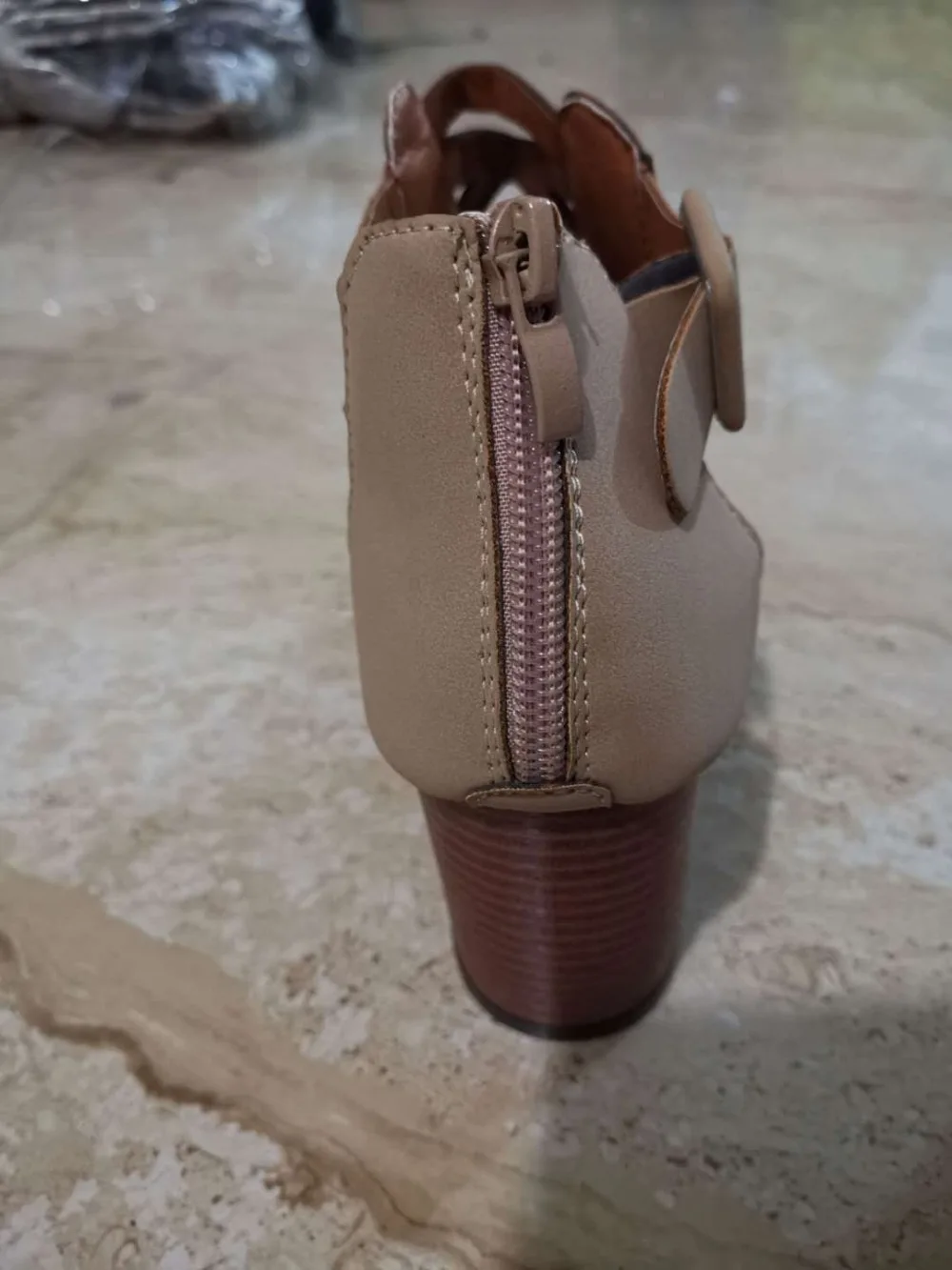 11049918207_1093092662