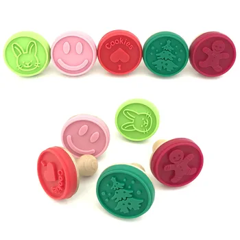 

Wooden Handle Cutter Made Prints Molds DIY Pastry Cake Cookie Seal Moulds Silicone Cookie Stamp Christmas Easter Supplies