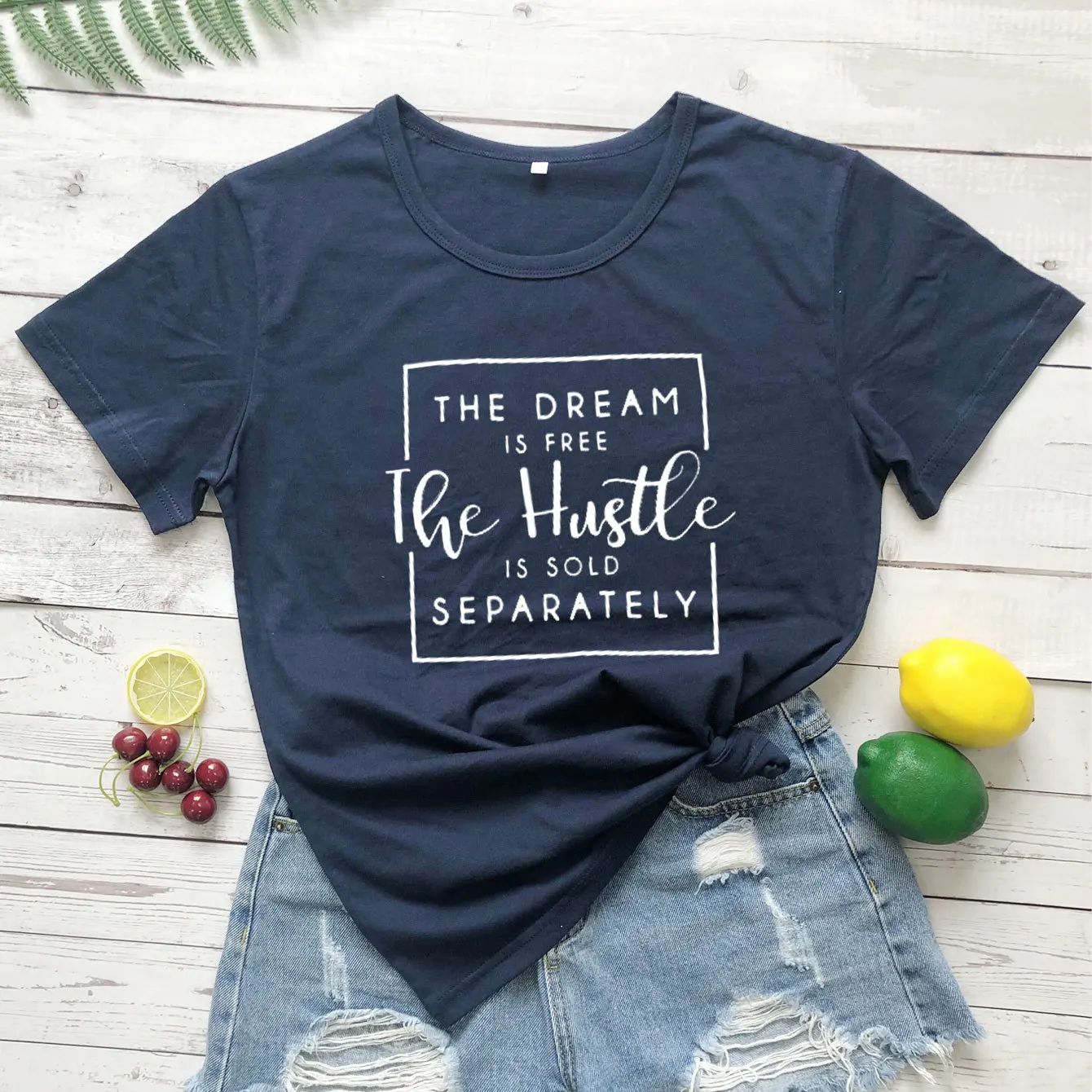 Женская футболка из 100% хлопка с принтом The Dream Is Free женская коротким рукавом