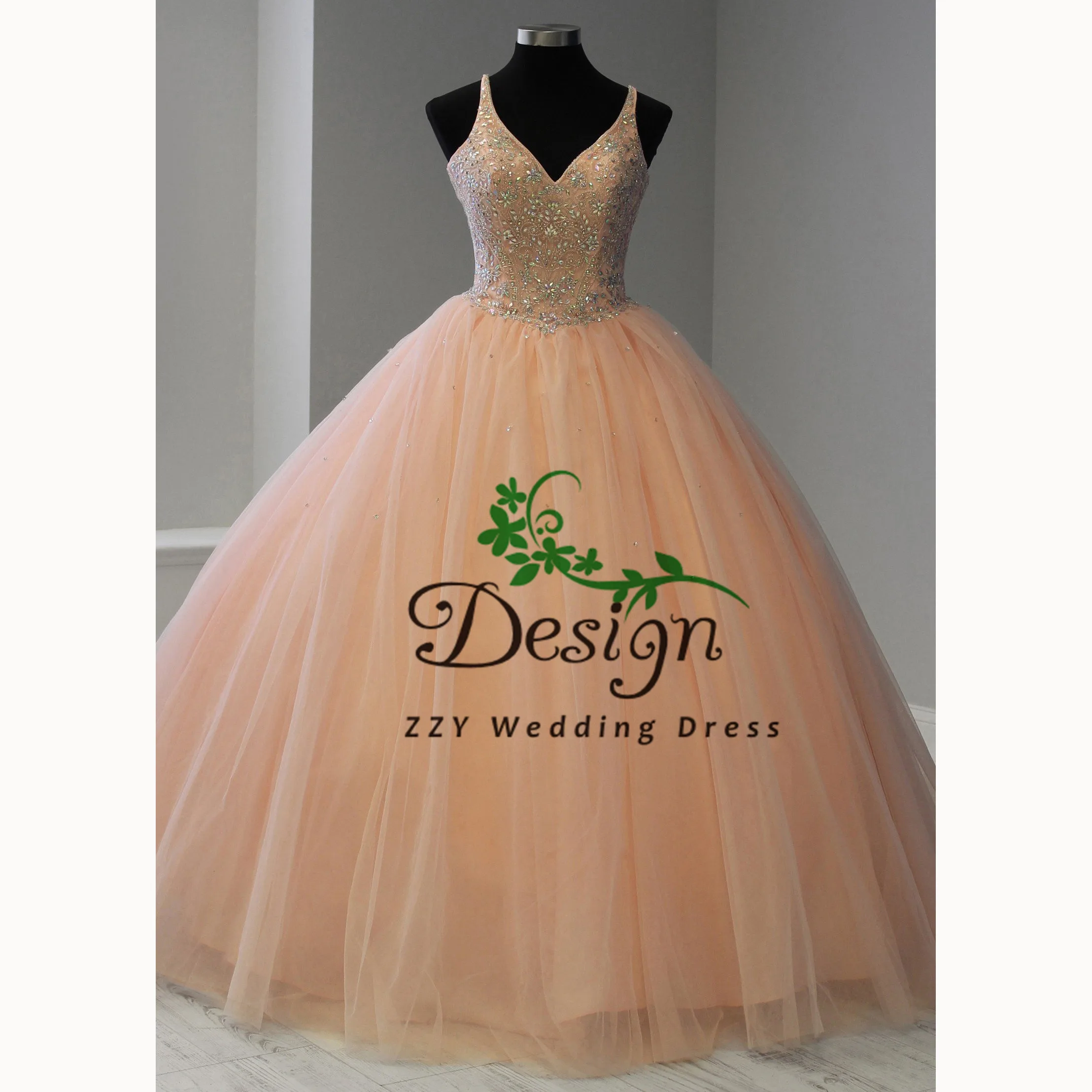 Розовый Vestidos de quinceaneras Спагетти ремни возлюбленный вырез черный тюль кристаллы бисер винтажные пышные платья аппликации - Цвет: Розовый