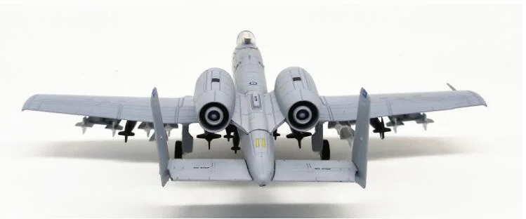 Специальное предложение 1:100 США Air Force A-10 нападающий Panzer Killer Сборная модель из сплава