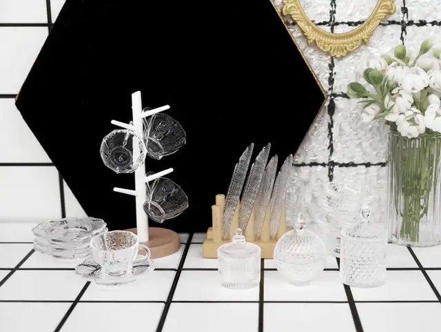 1:6 doll house mini model furniture accessories Glass texture combination (Including cups and saucers, fruit plates, salad bowl 1