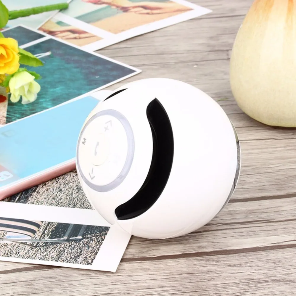 Portable Bluetooth Speaker Wireless Ball Mini Handfree TF FM Radio With Mic MP3 Globe Audio Music box For the phone PC