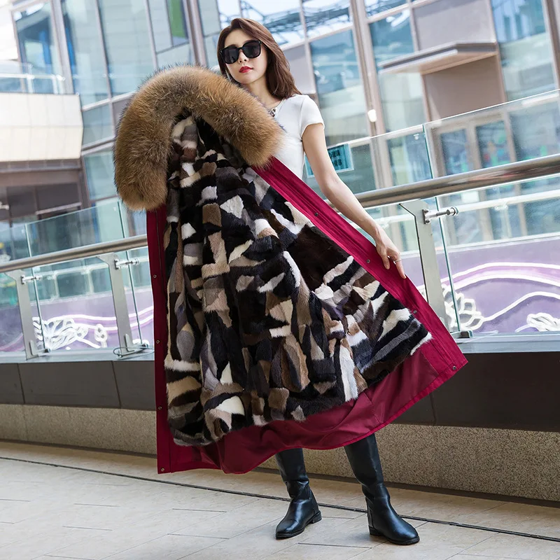 

2020 Autumn and Winter Fur Coat Mink Parka Overcomes Detachable Mink Fur Liner Raccoon Fur Collar Female Pea Overcomes