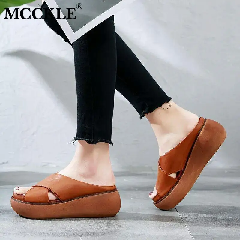 MCCKLE/женские летние шлепанцы; женская обувь из искусственной кожи; повседневная обувь на танкетке с перекрестными ремешками в стиле ретро; модная женская обувь на платформе