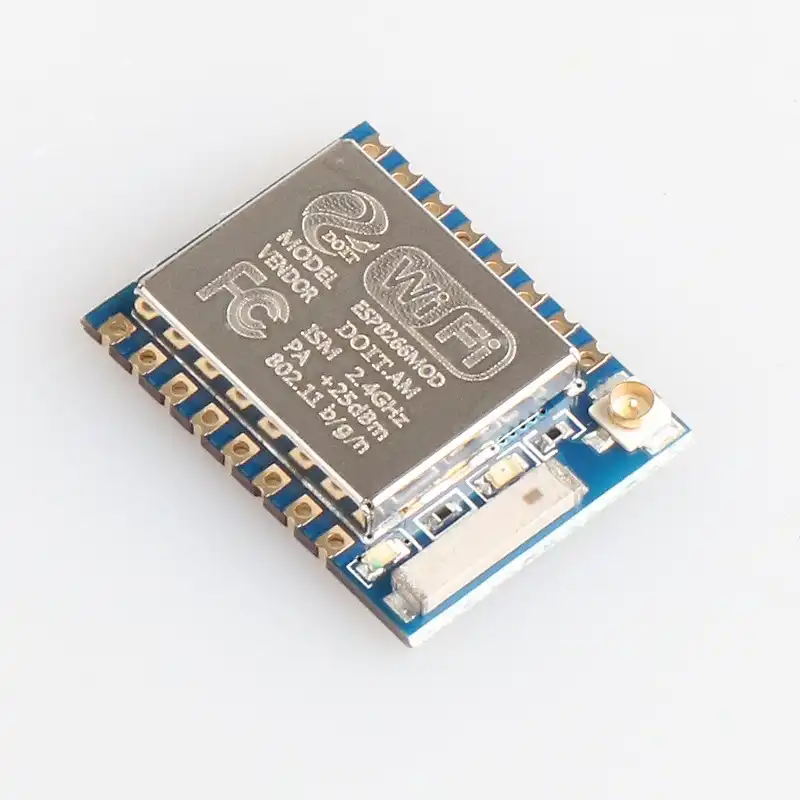 С макетной платой ESP8266/штативом для тестирования фотомодуля Wi Fi ESP8266 с