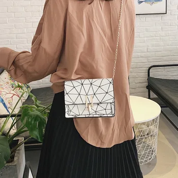 

Women shoulder bags 2020 summer new Korean version of the messenger bag handbag wild chain crack wild print shoulder bag