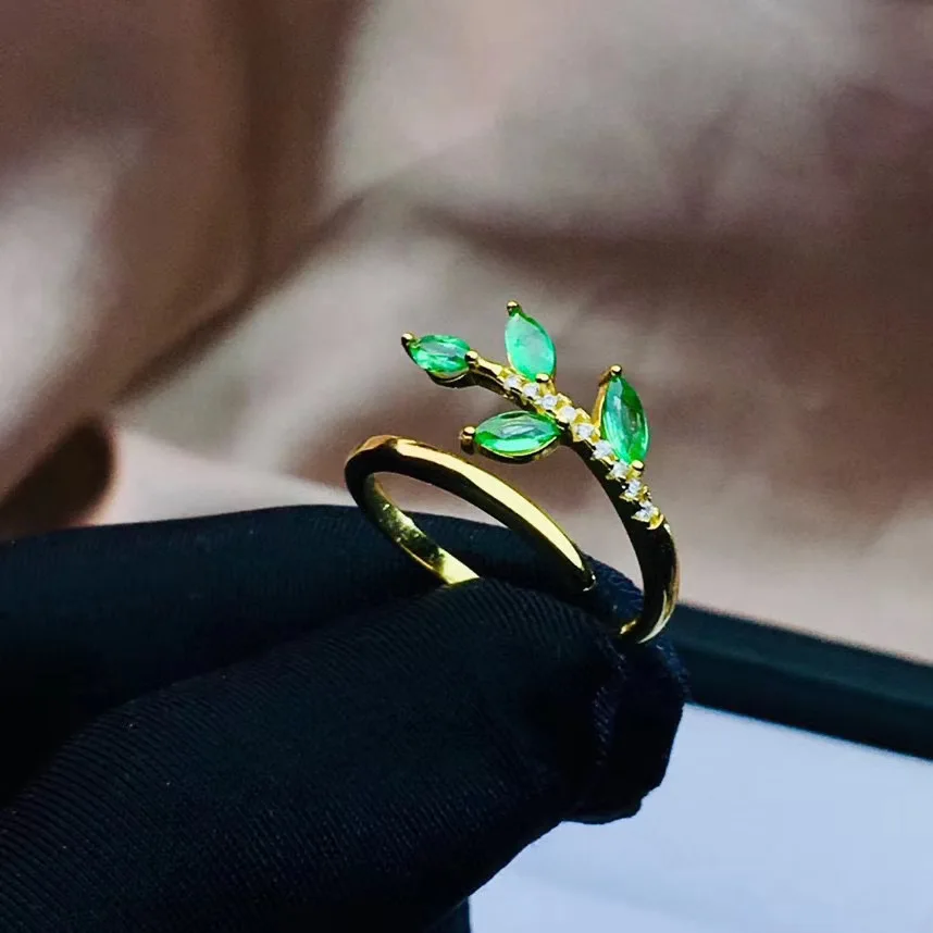 

Natural and Real emerald ring Free shipping 925 sterling silver Fine jewelry