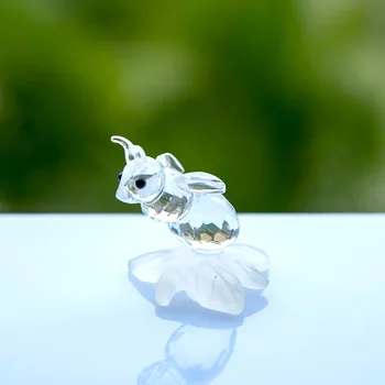 

Crystal Cute Bee Figurines Glass Bee Craft Lovely Crystal Bee Ornament Glass Bee Paperweight Home Table Decor Kids Xmas Gifts