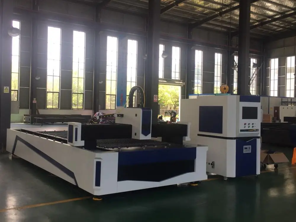 1000w cnc станок для лазерной резки листового металла с IPG