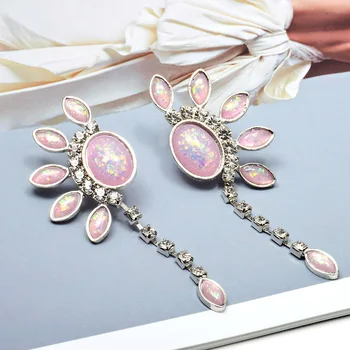 

Wholesale New Colorful Rhinestone Flower-shaped Long Drop Earrings High-quality Fashion Crystal Jewelry Accessories For Women