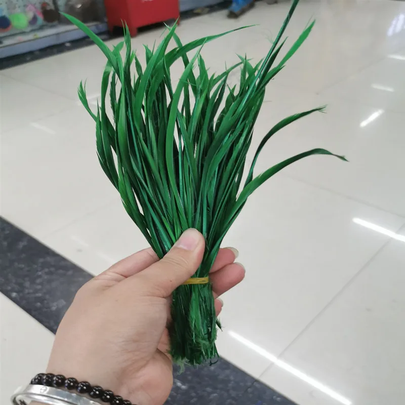 Зеленый Wholesale20-100pcs/лот одноцветные тонкие мягкие перья индейки Марабу Промытые гусиные пуховые перья для Свадебные украшения своими руками - Цвет: Зеленый