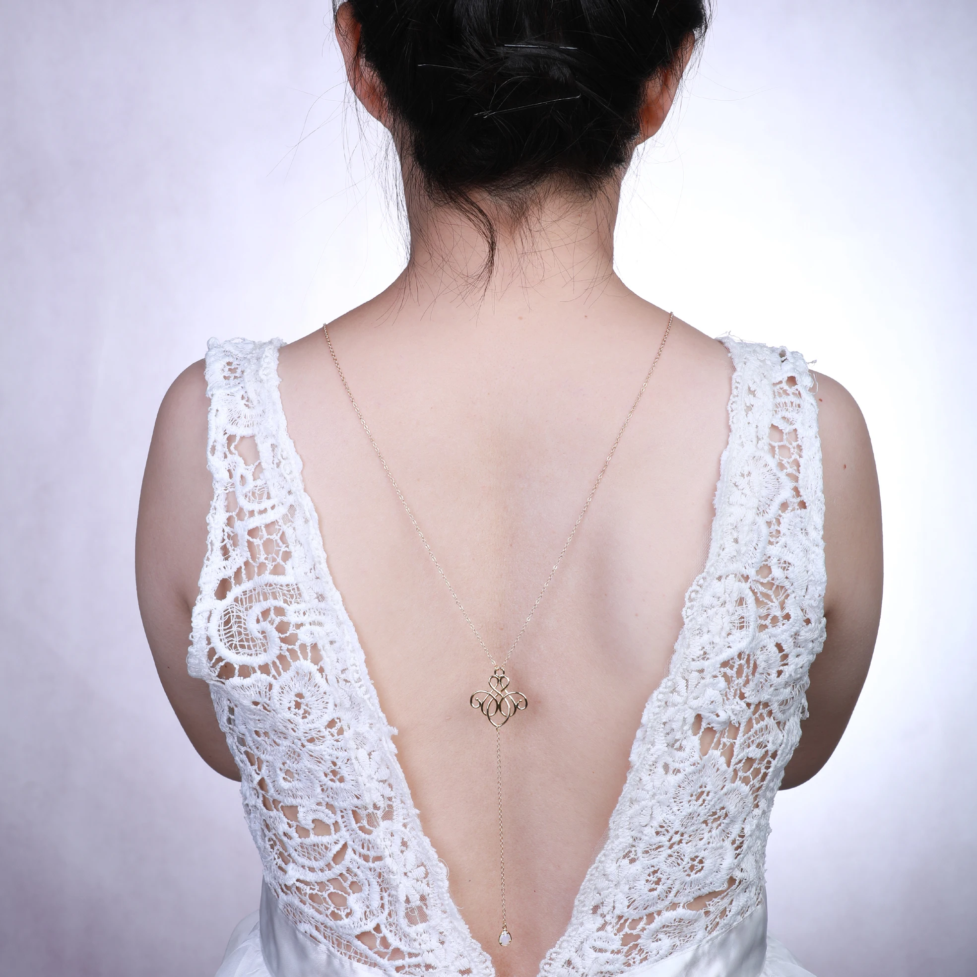 Золотое винтажное китайское ожерелье в античном французском стиле с узлом