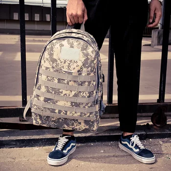 

The New Jedi Escape to Eat Chicken Level 3 Camouflage Sports Backpack When High School Students Backpack