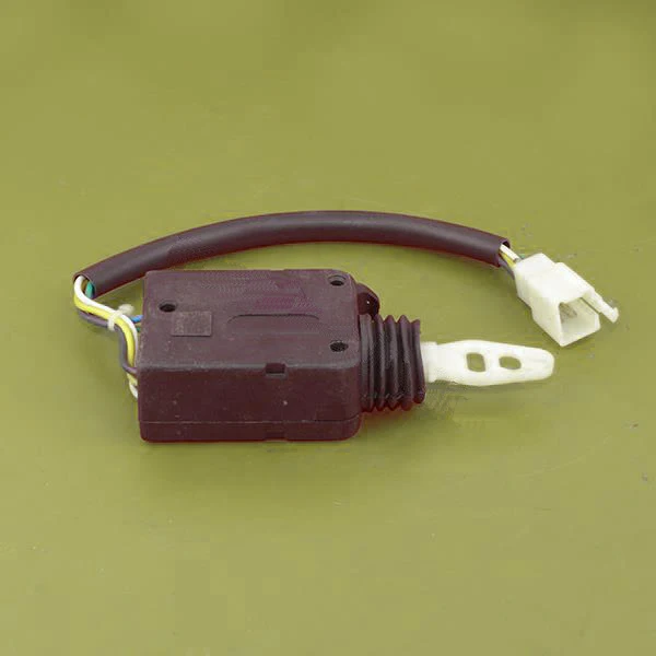 Привод дверного замка для Lifan BREEZ oem: L3791500 L3791300 L3791400 - Цвет: Left front